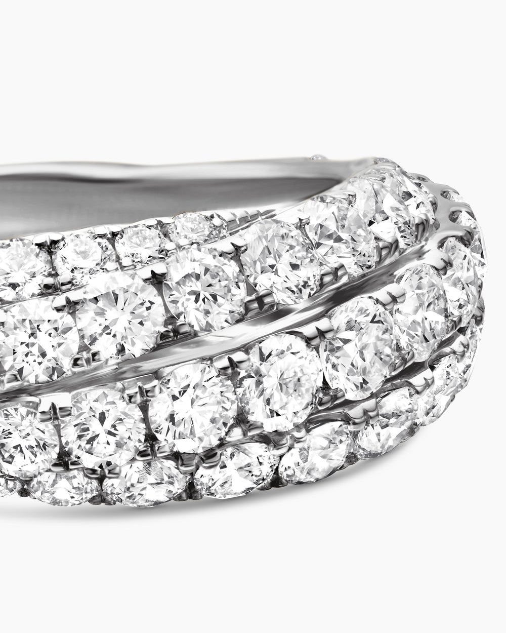 Womens Floating Diamonds Ring in White Gold