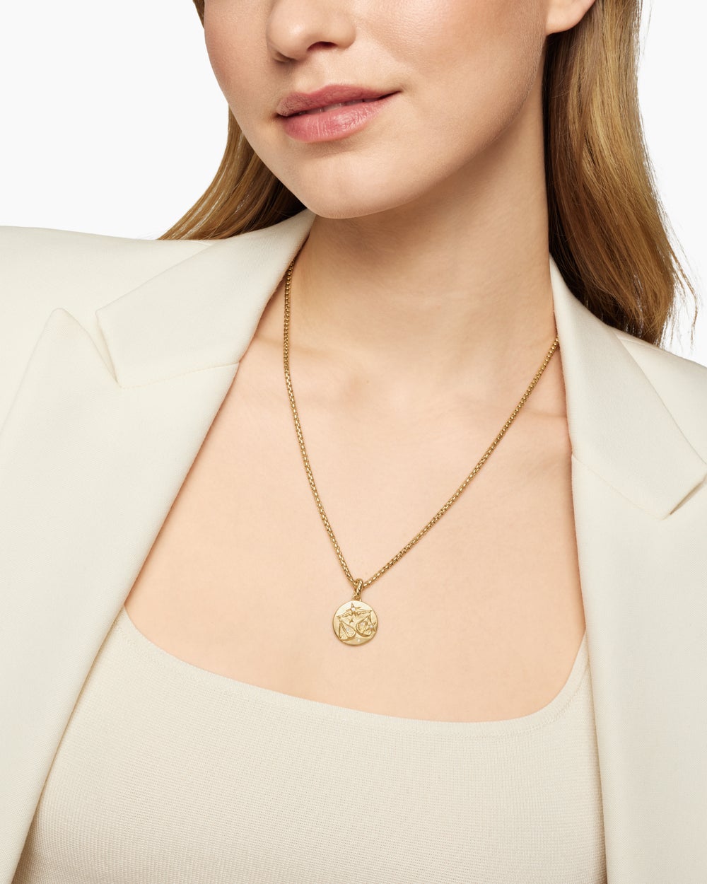 Womens Libra Amulet in 18K Yellow Gold with Diamonds, 19mm