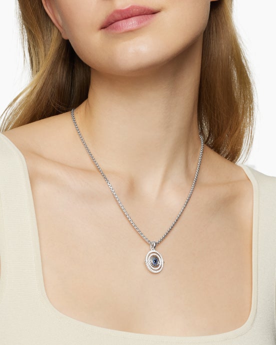 Amulette mobile Mauvais œil en or blanc 18 carats avec pavé de saphirs bleus et diamants, 20,5 mm