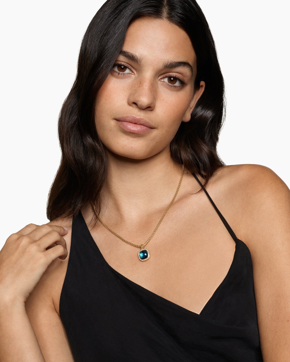 Womens Albion® Pendant in 18K Yellow Gold with Hampton Blue Topaz and Diamonds, 11mm
