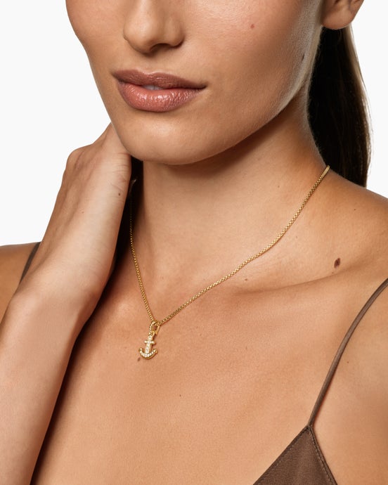 Anchor Amulet in 18K Yellow Gold with Diamonds, 14.5mm