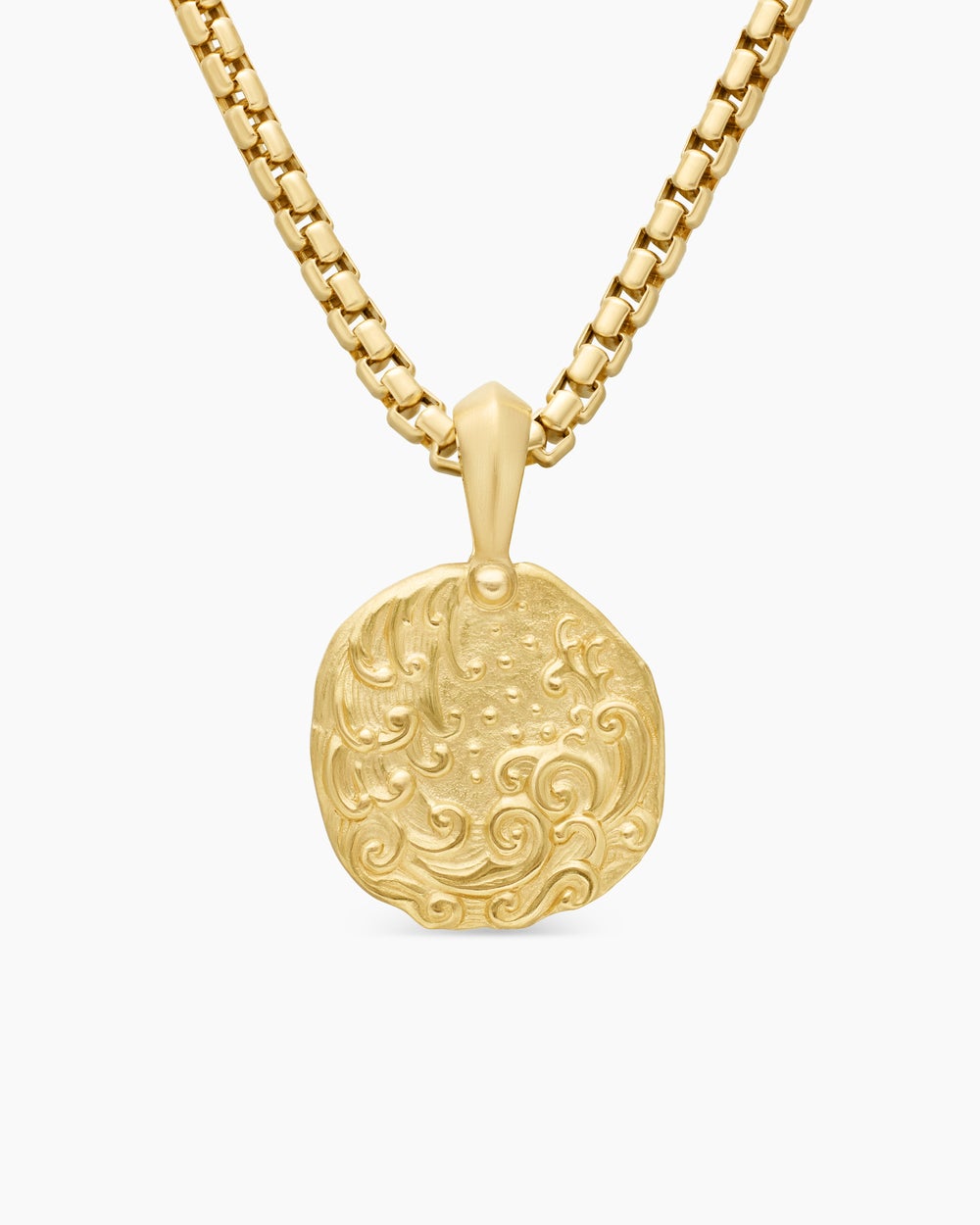 Mens Aquarius Amulet in 18K Yellow Gold, 17mm