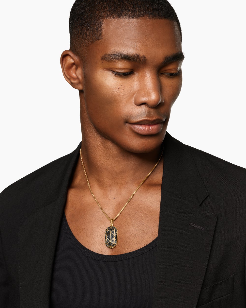Mens Faceted Amulet in 18K Yellow Gold with Forged Carbon, 36.3mm