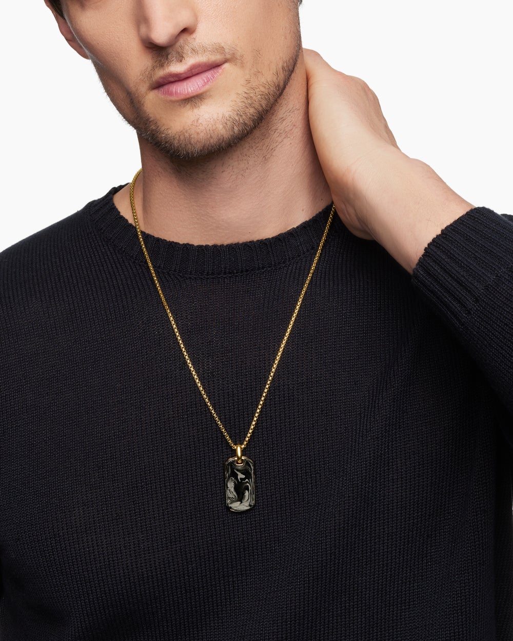 Mens Streamline® Tag in 18K Yellow Gold with Forged Carbon, 35mm