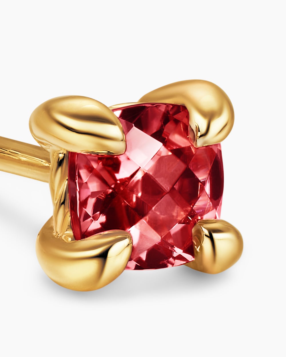 Womens Micro Chatelaine® Stud Earrings in 18K Yellow Gold with Garnet, 4.8mm