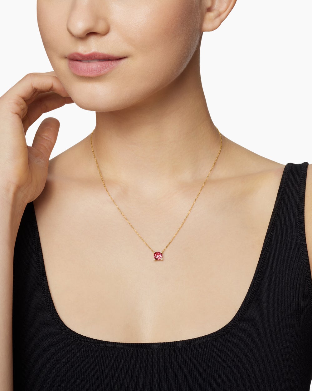 Womens Petite Chatelaine® Pendant Necklace in 18K Yellow Gold with Pink Tourmaline and Diamonds, 7mm