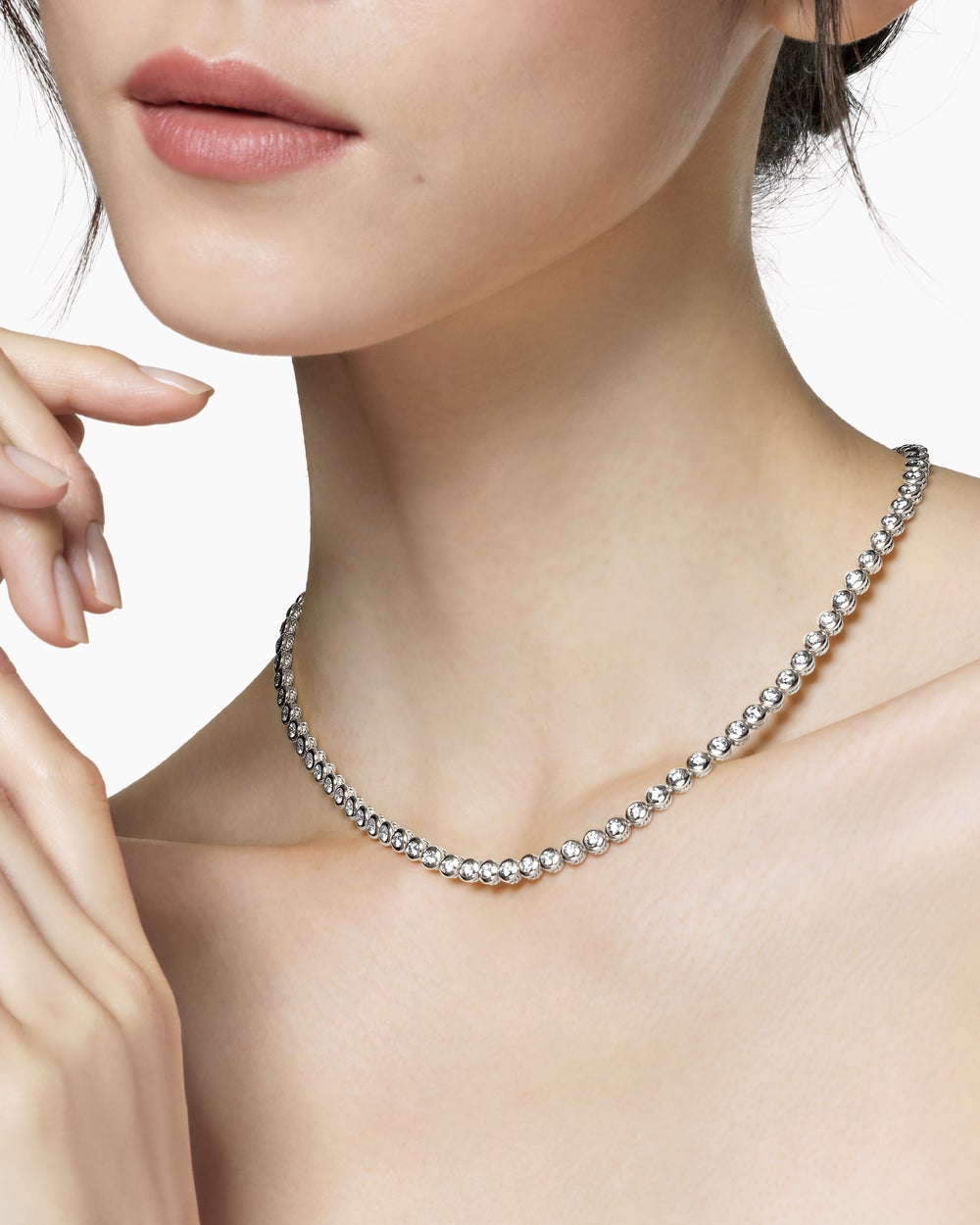 Womens Bezel Set Tennis Necklace in 18K White Gold with Diamonds, 4.7mm