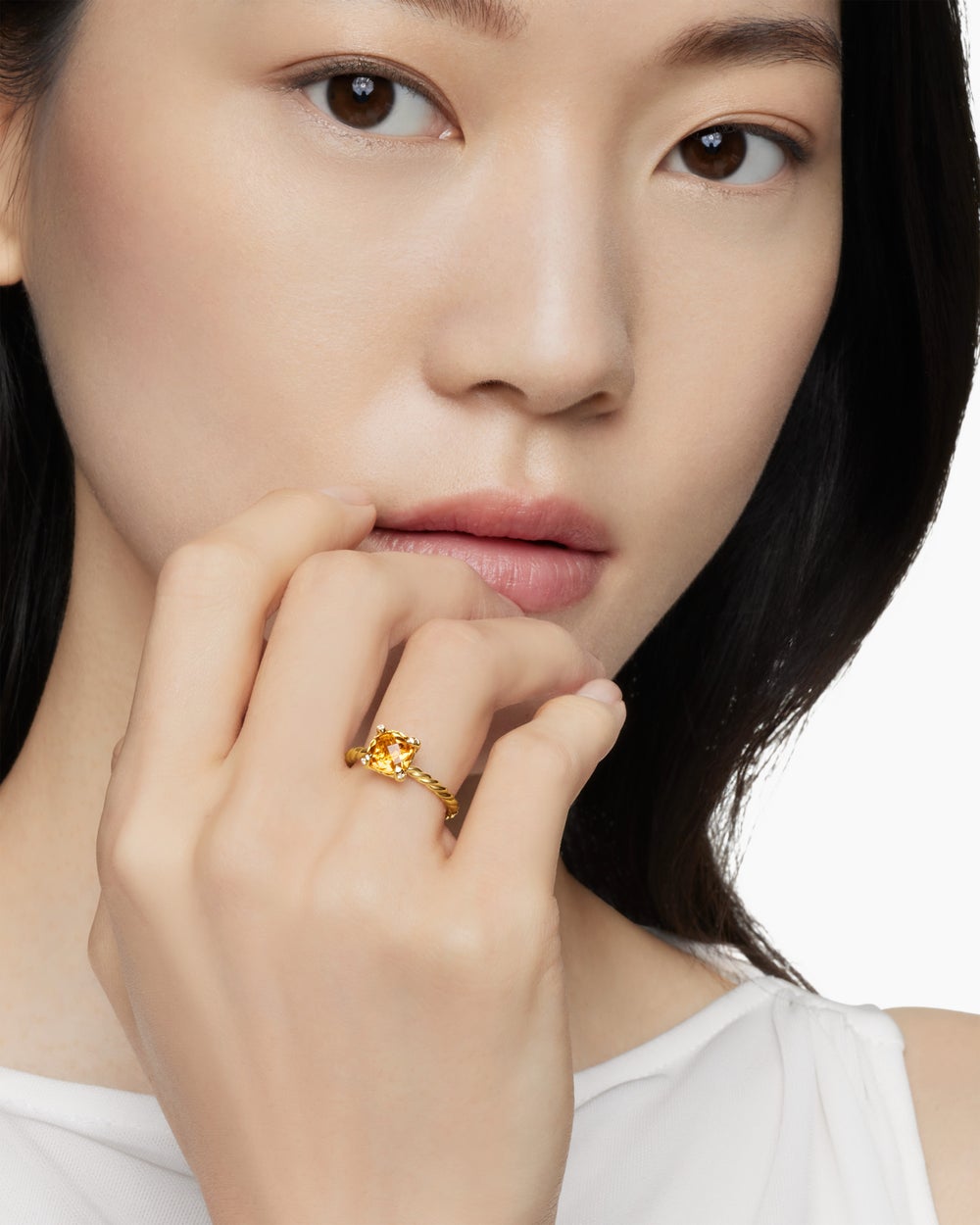 Womens Chatelaine Ring in 18K Yellow Gold with Diamonds, 7mm