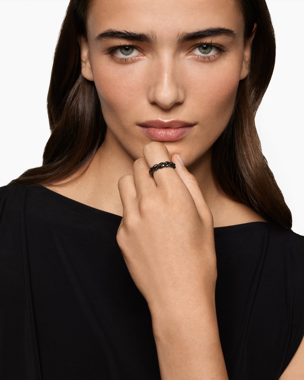 Womens Sculpted Cable Flex Band Ring in 18K White Gold with Black Rhodium and Diamonds, 5mm