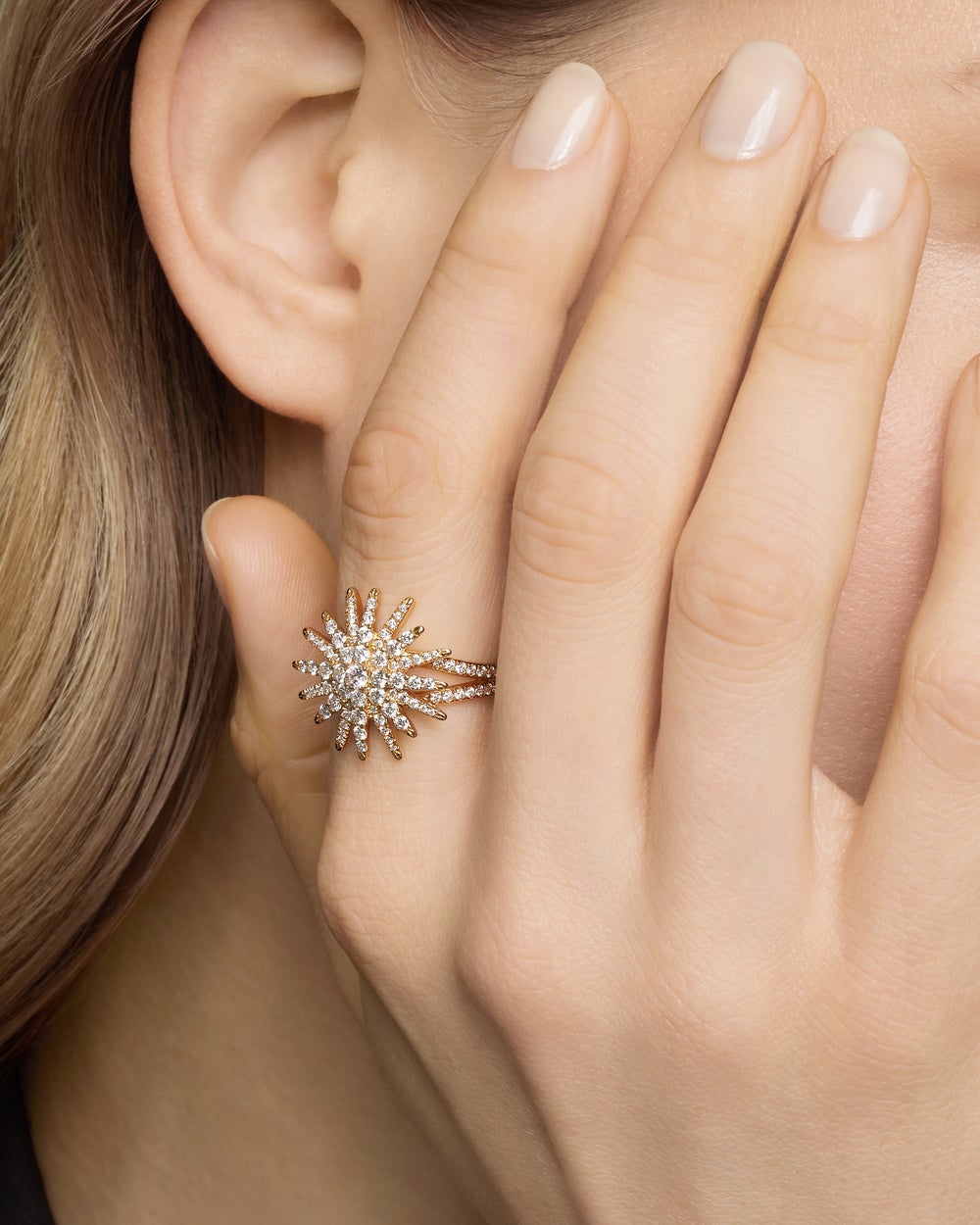Womens Starburst Ring in 18K Yellow Gold with Diamonds, 20mm