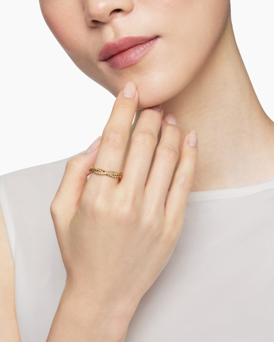 Petite Infinity Band Ring in 18K Yellow Gold with Diamonds, 4mm