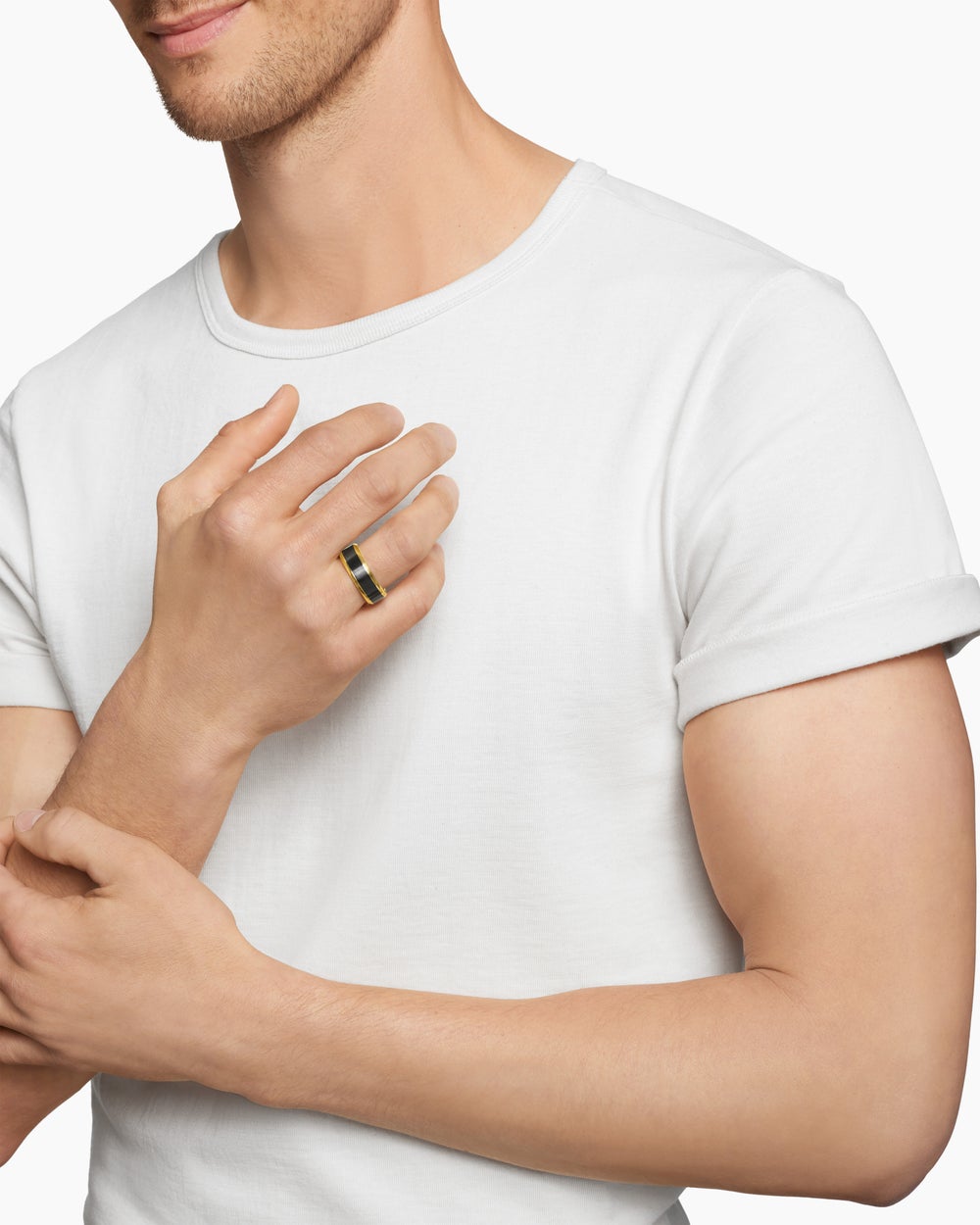 Mens Beveled Band Ring in 18K Yellow Gold with Black Titanium, 8.5mm