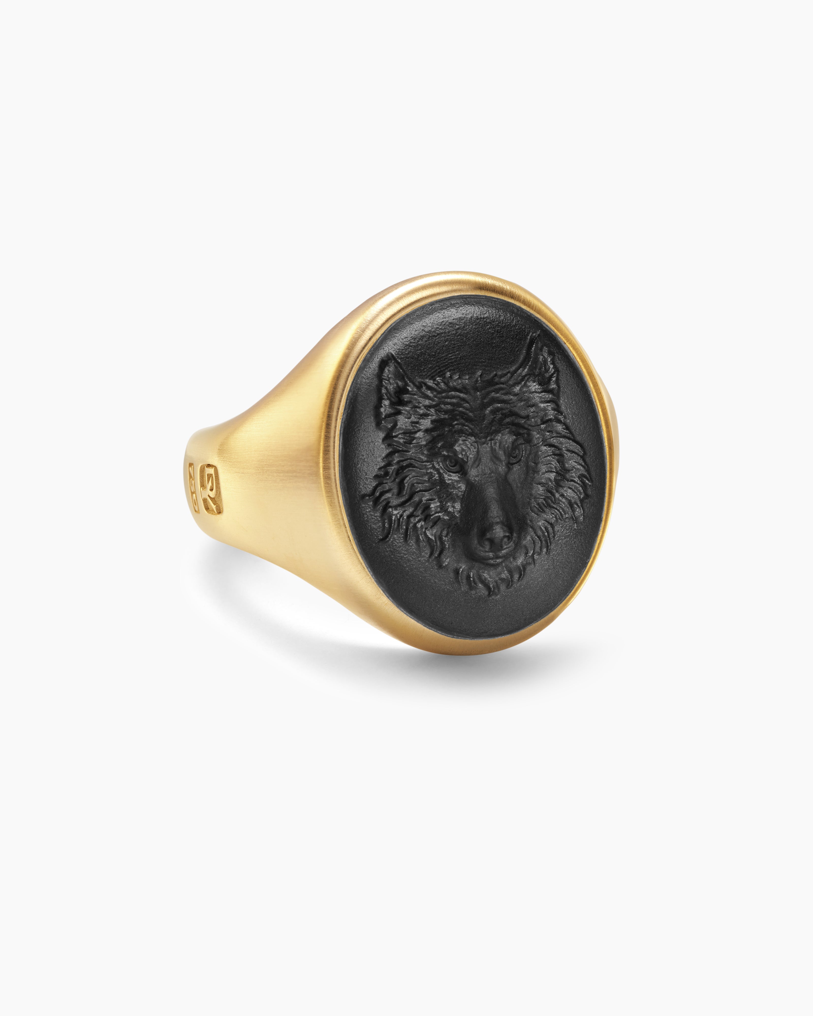 Mens Petrvs Wolf Signet Ring in 18K Yellow Gold, 21.5mm