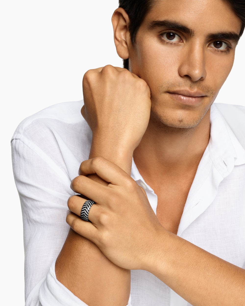 Mens Chevron Band Ring in Black Titanium, 10mm