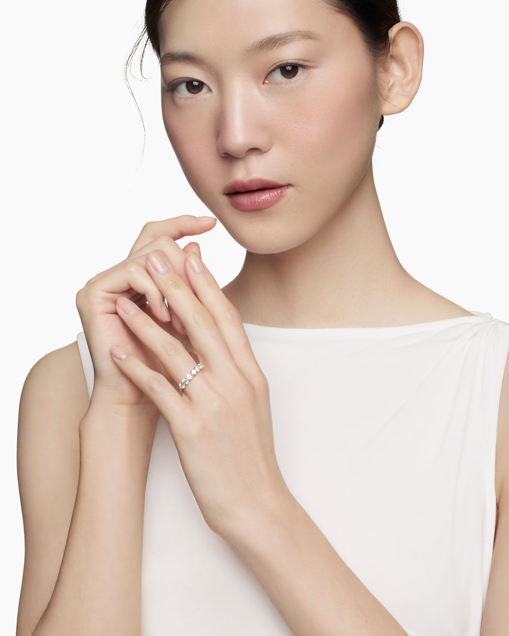 Womens DY Eden Partway Band Ring in 18K Yellow Gold with Diamonds, 2.5mm